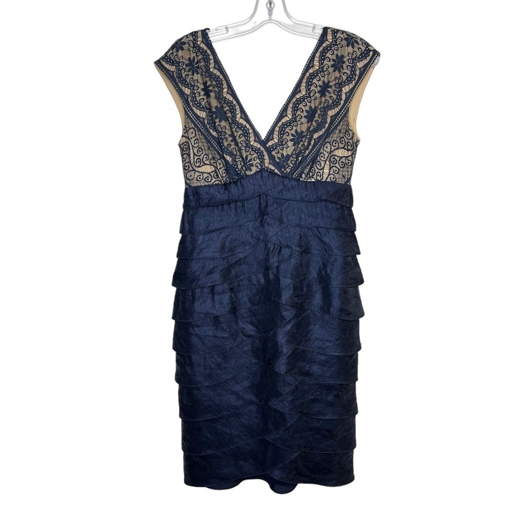 ADRIANNA Papell Lace Top Layered Tiered Dress V Neck Evening Formal Cocktail